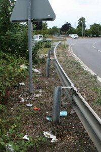 M40 J2 slip road litter 